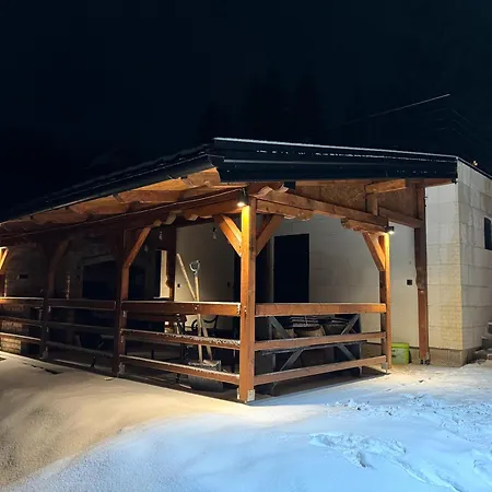 Brvnara Tarin Osmeh *