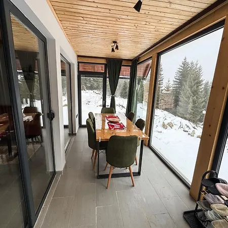 Brvnara Tarin Osmeh *